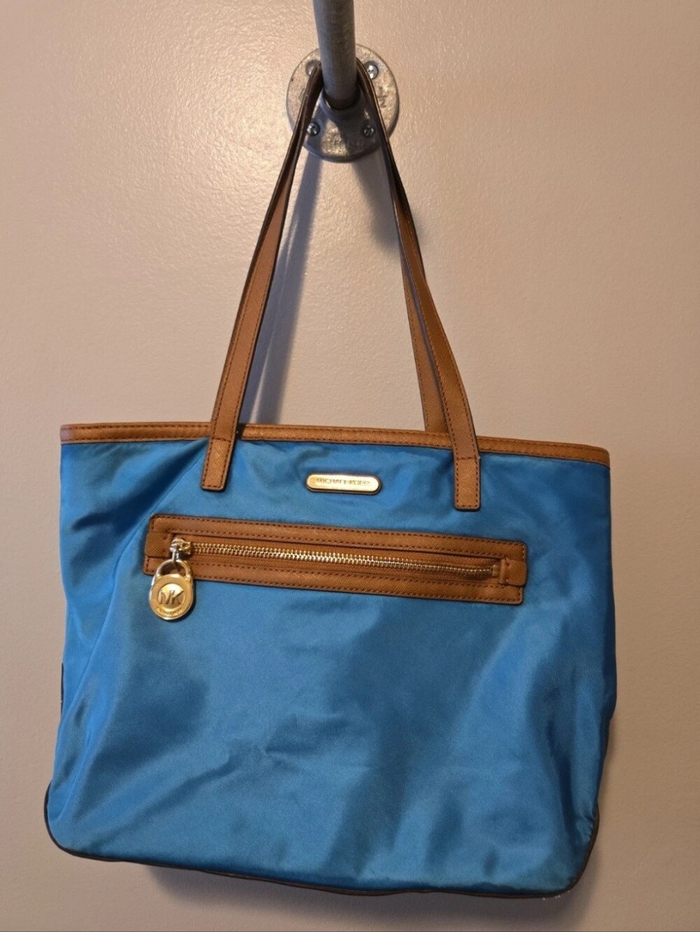 Micheal Kors Kempton Tote Bag Blue W/Brown Accents